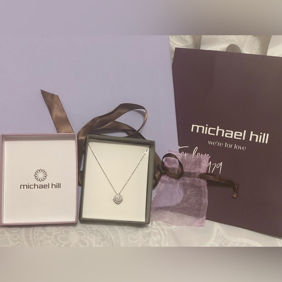 ❤️SOLD❤️ MICHAEL HILL Cluster Pendant with 0.50 Carat TW of Diamonds in 10kt WG - Picture 5 of 9